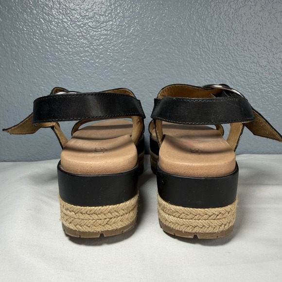 UGG Women 8 April Espadrille Platform Sandal Black Leather Buckle Strap EUC